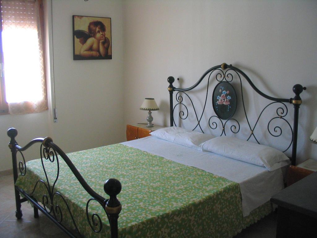 Marycarmen Apartman Alghero Szoba fotó